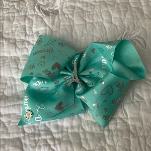 Paris jojo bow